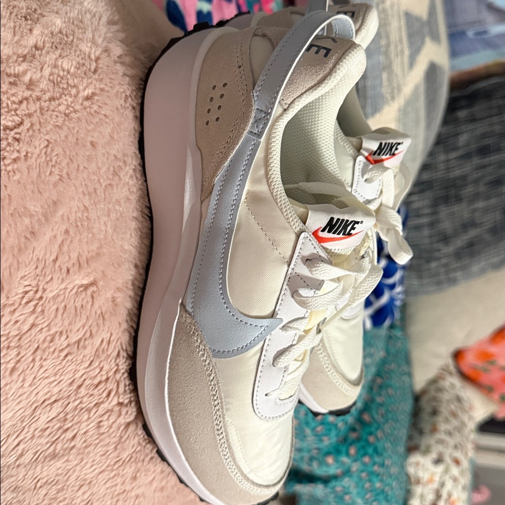NWOB - Nike Cream and Gray Sneakers - Women’s size 9